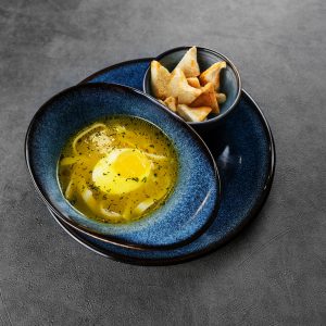 Куриная лапша с яйцом